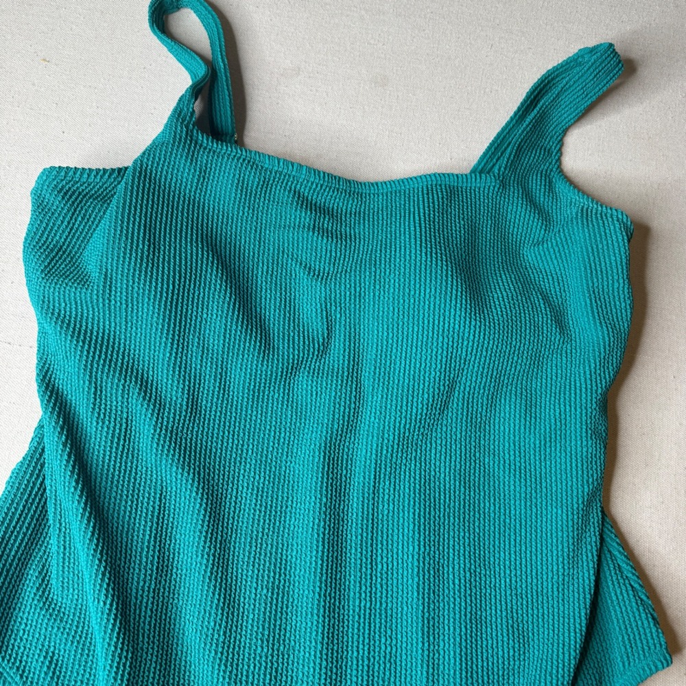 Kona Sol Women 24 Teal Green Textured Smocked One Piece Swimsuit Square Neck